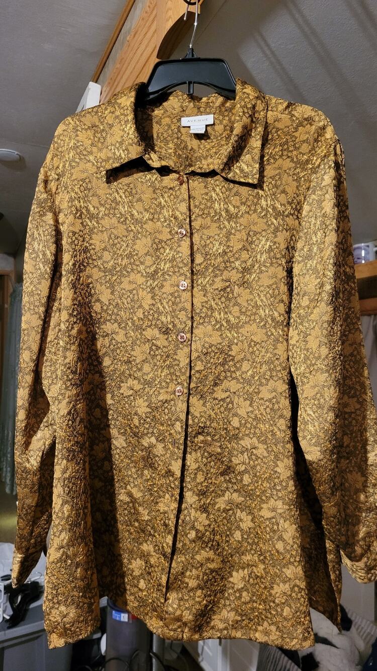 Avenue 18/20 Golden Bronze Button up Blouse